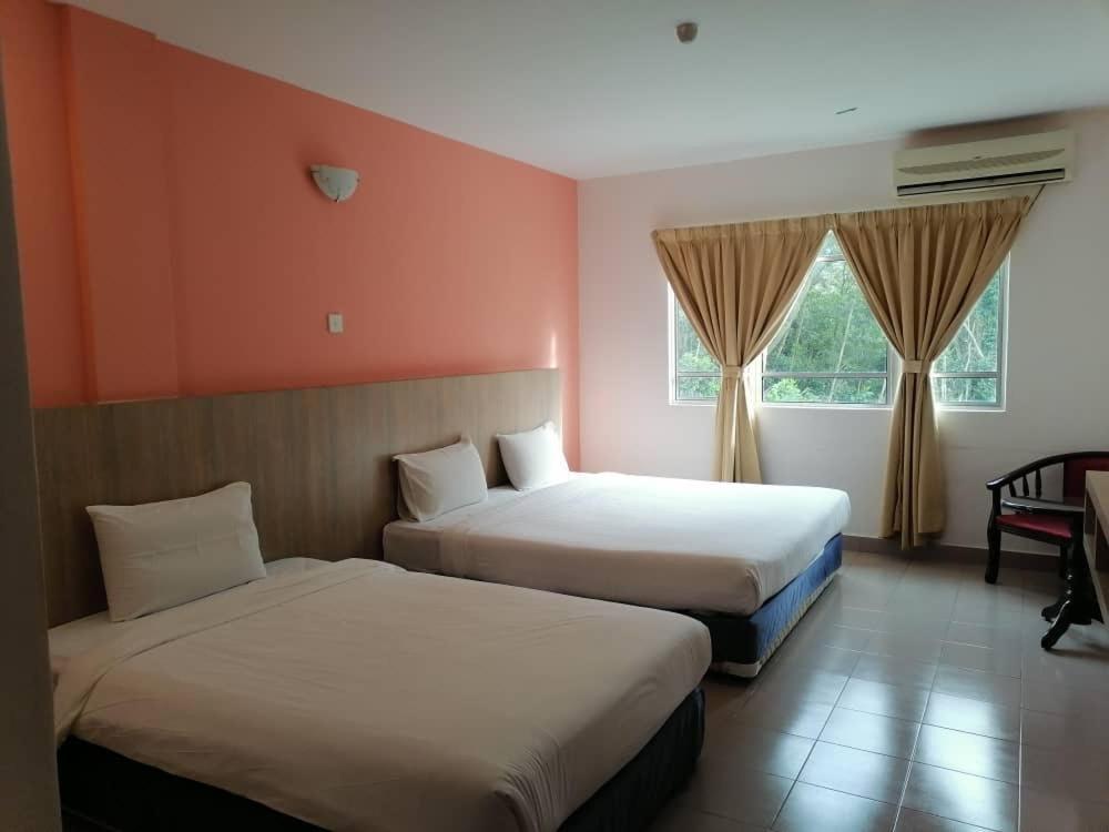 S2 Hotel Seremban Exterior foto